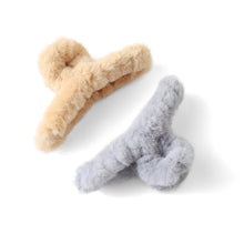 Load image into Gallery viewer, 2 Pack Fur Feel Claw Hair Clip
