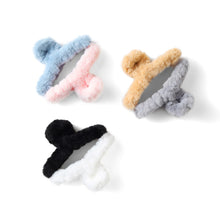 Load image into Gallery viewer, 2 Pack Fur Feel Claw Hair Clip
