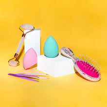 Load image into Gallery viewer, Wet-n-Dry Mini Hair Brush- Travel the World
