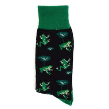 Load image into Gallery viewer, Parquet Men’s Frog Leaf Novelty Crew Socks – Black &amp; Green
