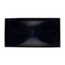 Load image into Gallery viewer, Men&#39;s Velvet Banded Bow Tie
