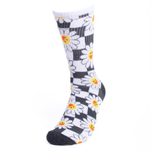 Load image into Gallery viewer, Men&#39;s Checker Daisy Ribbed Socks
