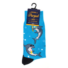 Load image into Gallery viewer, Parquet Men’s Vacation Shark Novelty Crew Socks – Blue
