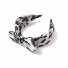 Load image into Gallery viewer, Headband - Animal Print
